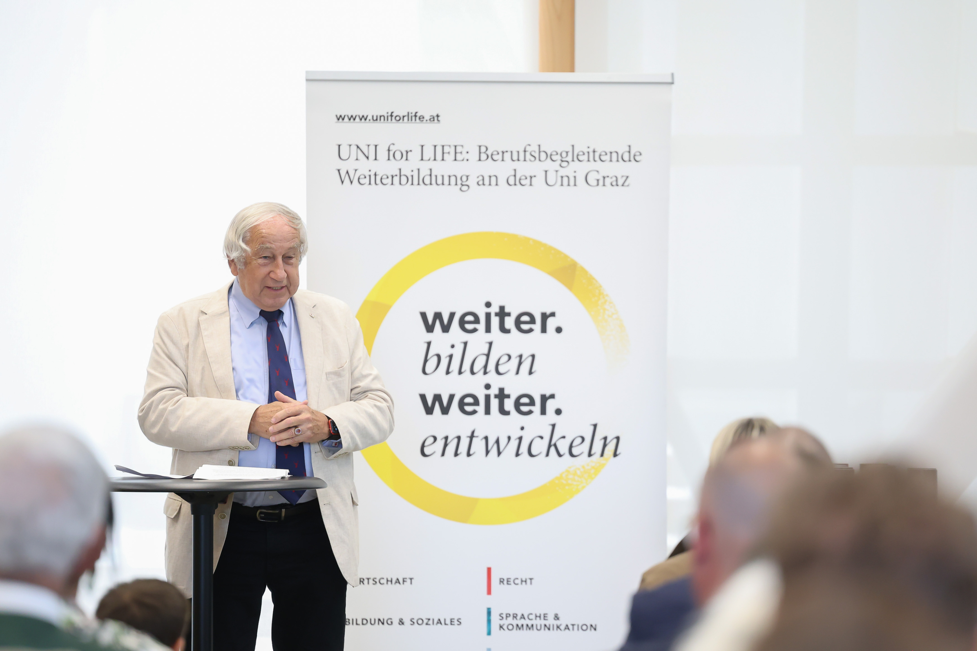 Abschluss Univ. Lehrgang „Führungsaufgaben 